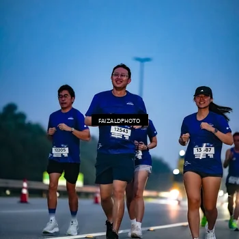 Runner Photo 7453692