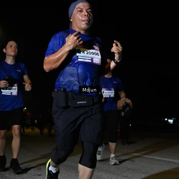 Runner Photo 7453708