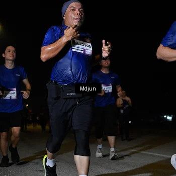 Runner Photo 7453713