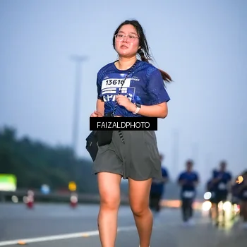 Runner Photo 7453733