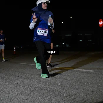 Runner Photo 7453735