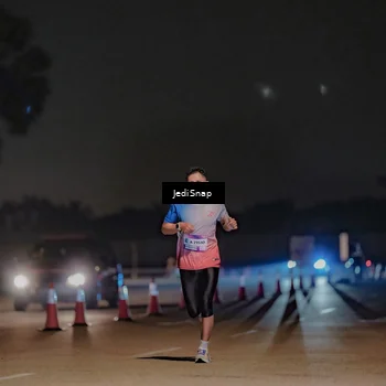 Runner Photo 7453746