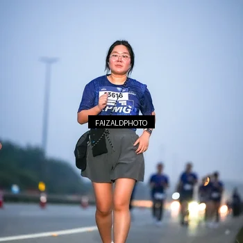 Runner Photo 7453756
