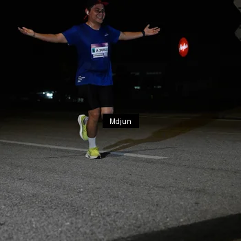Runner Photo 7453765