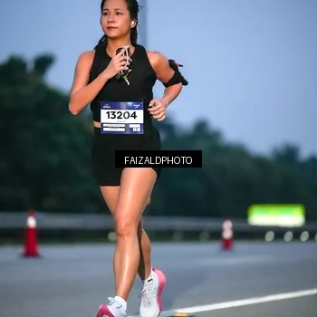 Runner Photo 7453774