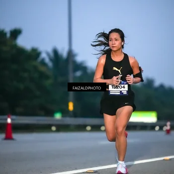 Runner Photo 7453779