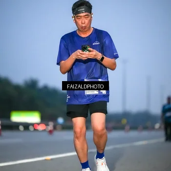 Runner Photo 7453791