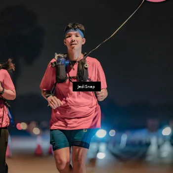 Runner Photo 7453805