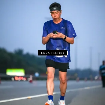 Runner Photo 7453809