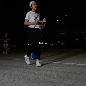 Runner Photo 7453812