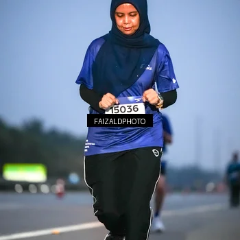 Runner Photo 7453813