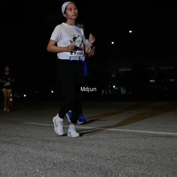 Runner Photo 7453815