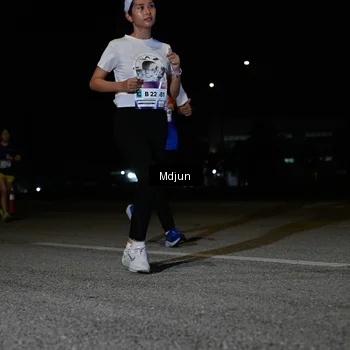 Runner Photo 7453816