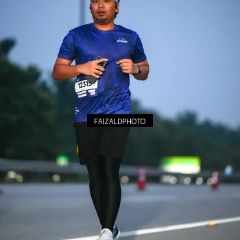 Runner Photo 7453820
