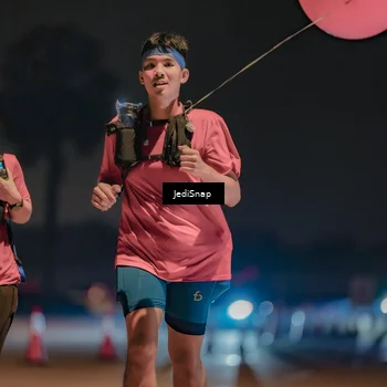 Runner Photo 7453822