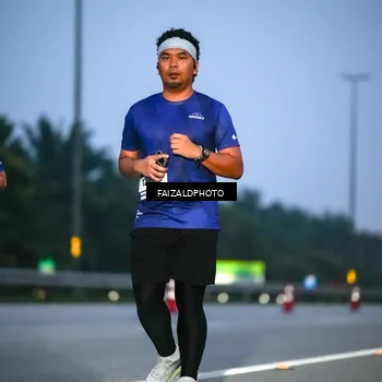 Runner Photo 7453824