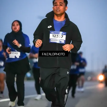 Runner Photo 7453835