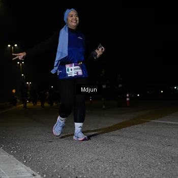 Runner Photo 7453839