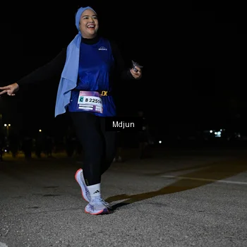 Runner Photo 7453846