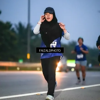 Runner Photo 7453851