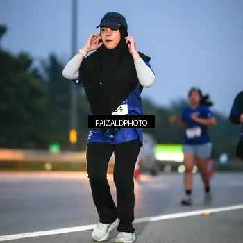 Runner Photo 7453852