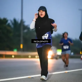 Runner Photo 7453856