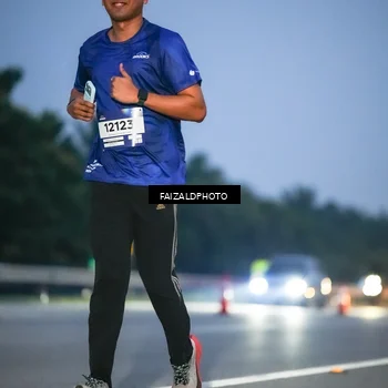Runner Photo 7453872