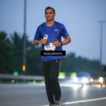 Runner Photo 7453874