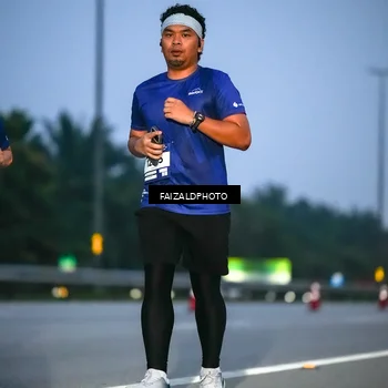 Runner Photo 7453876