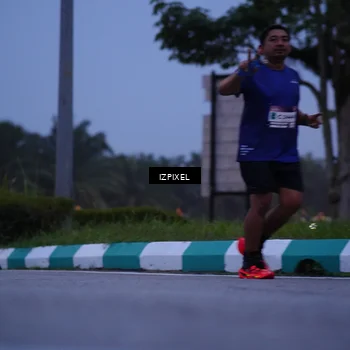 Runner Photo 7453883