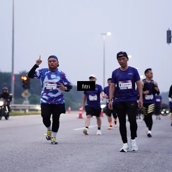 Runner Photo 7453888