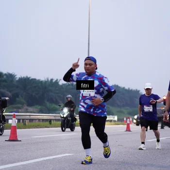 Runner Photo 7453889