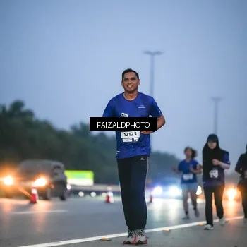 Runner Photo 7453892