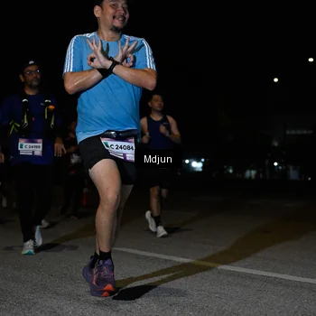 Runner Photo 7453893