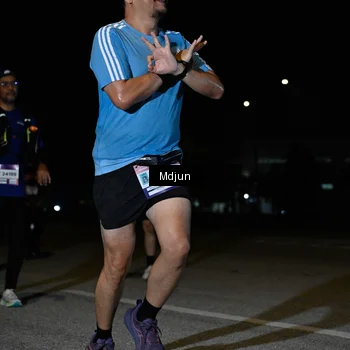 Runner Photo 7453905