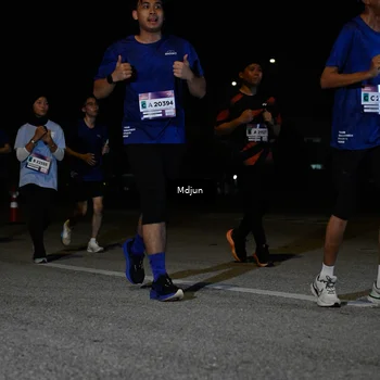 Runner Photo 7453907