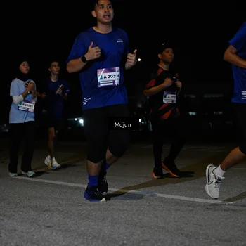 Runner Photo 7453911