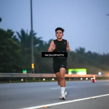 Runner Photo 7453912