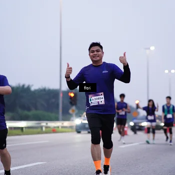 Runner Photo 7453914