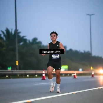 Runner Photo 7453919