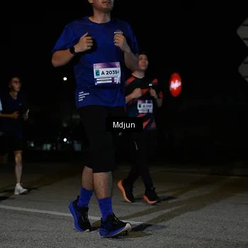 Runner Photo 7453928