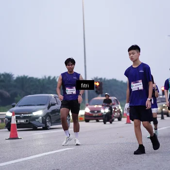 Runner Photo 7453930