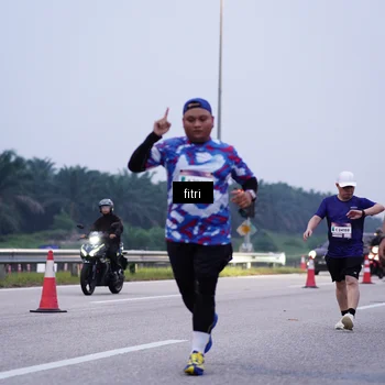 Runner Photo 7453961