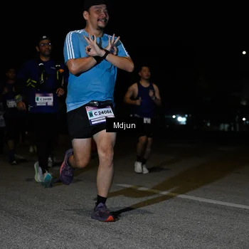 Runner Photo 7453962