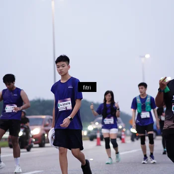 Runner Photo 7453970
