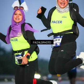 Runner Photo 7453974