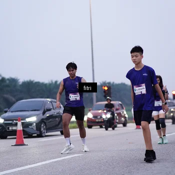 Runner Photo 7453989