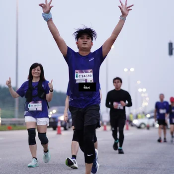 Runner Photo 7454001