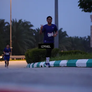 Runner Photo 7454006