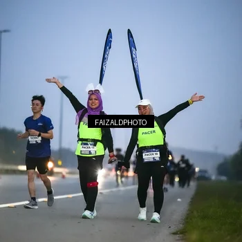 Runner Photo 7454010